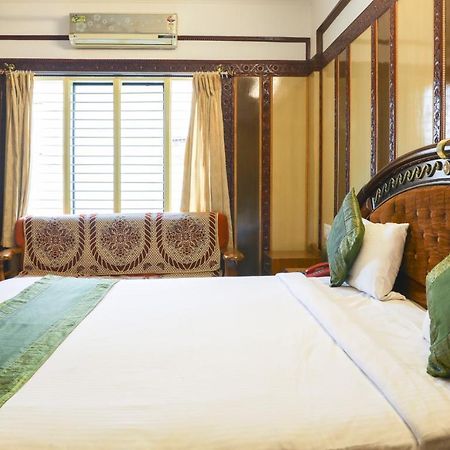 Treebo Nava Nidhi Comforts Bangalore Exterior photo