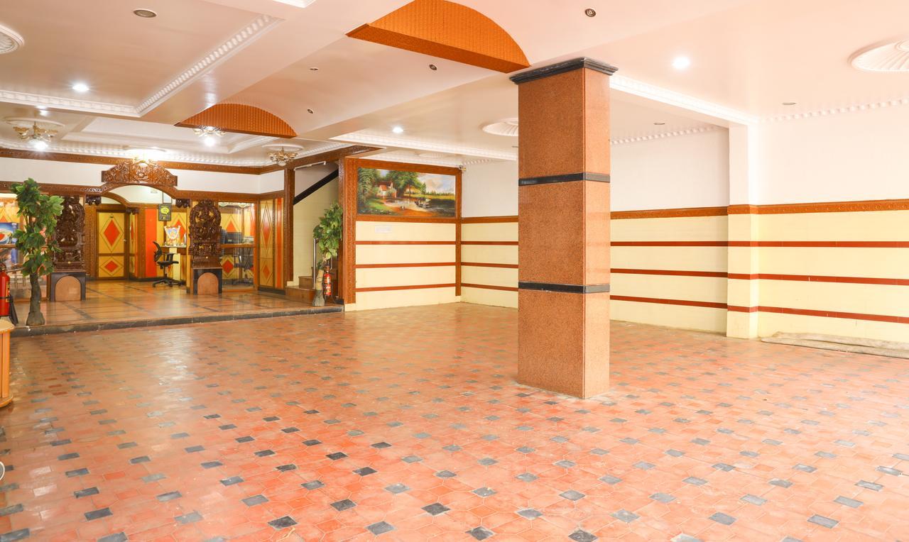 Treebo Nava Nidhi Comforts Bangalore Exterior photo