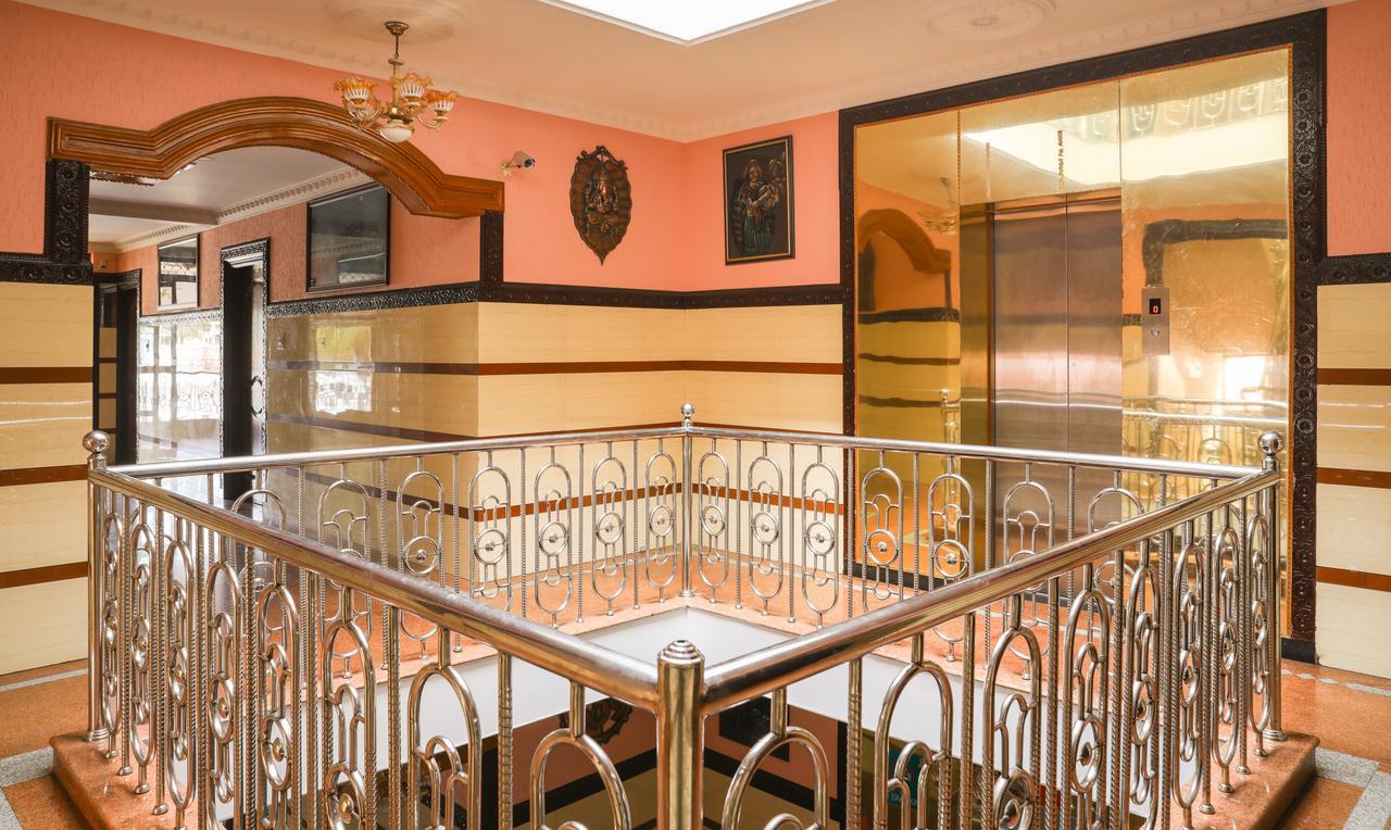 Treebo Nava Nidhi Comforts Bangalore Exterior photo
